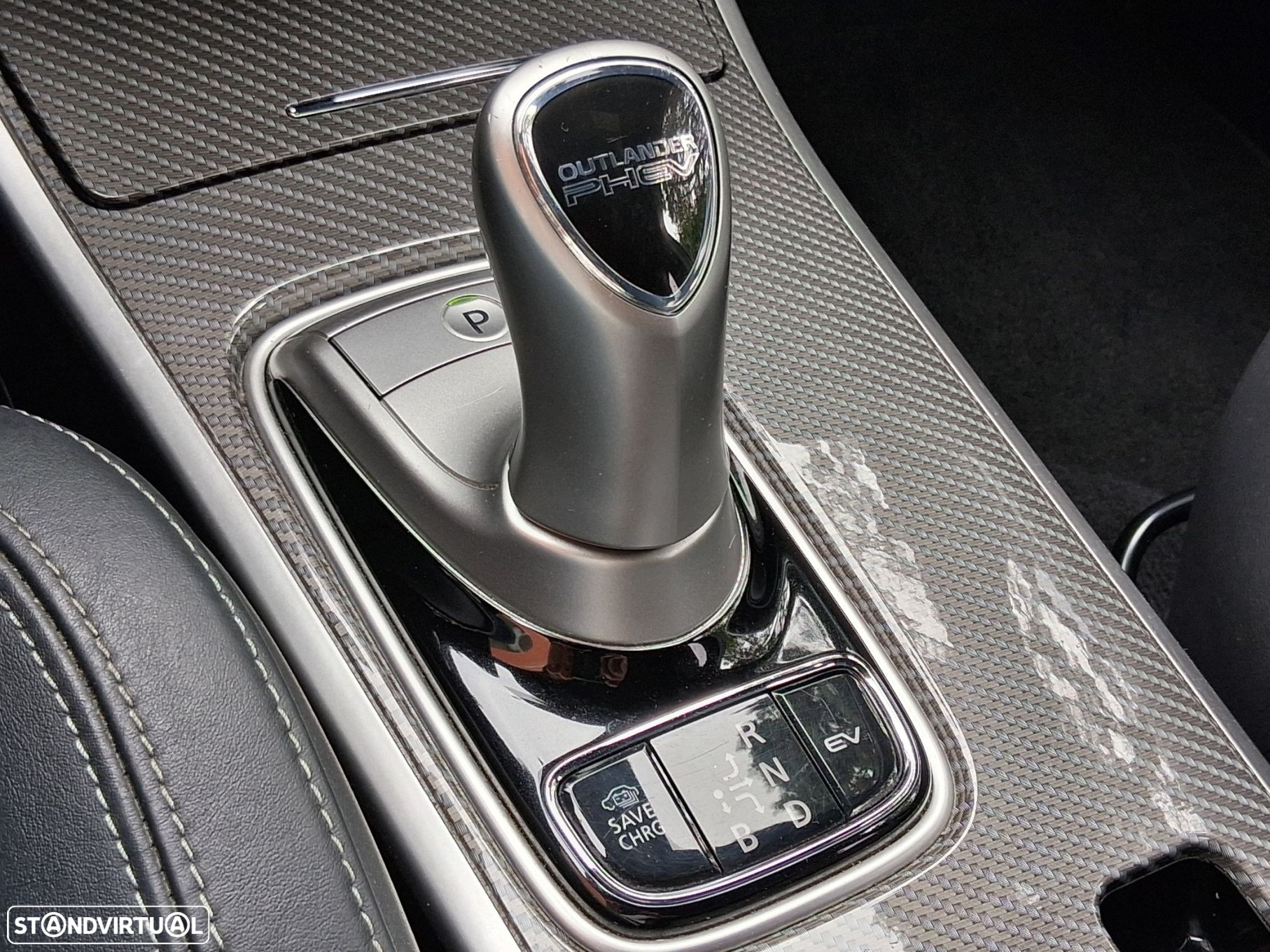 Mitsubishi Outlander 2.4 PHEV Intense - 49