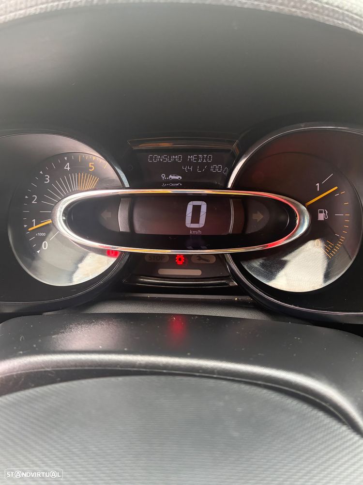 Renault Clio Sport Tourer 1.5 dCi - 13