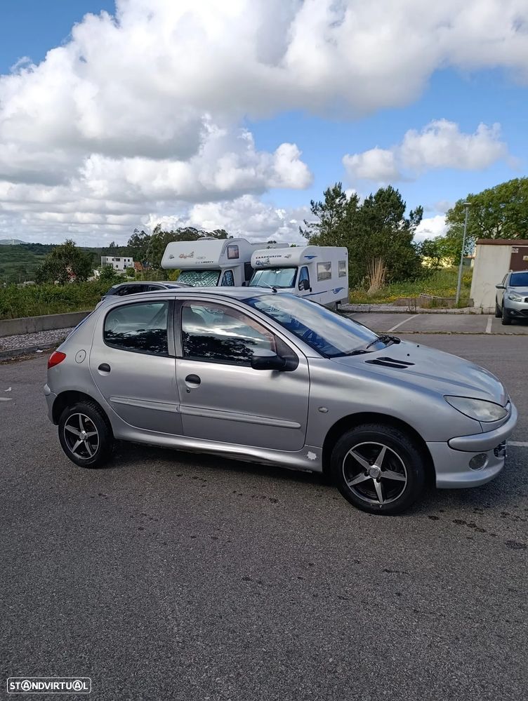 Peugeot 206 - 2