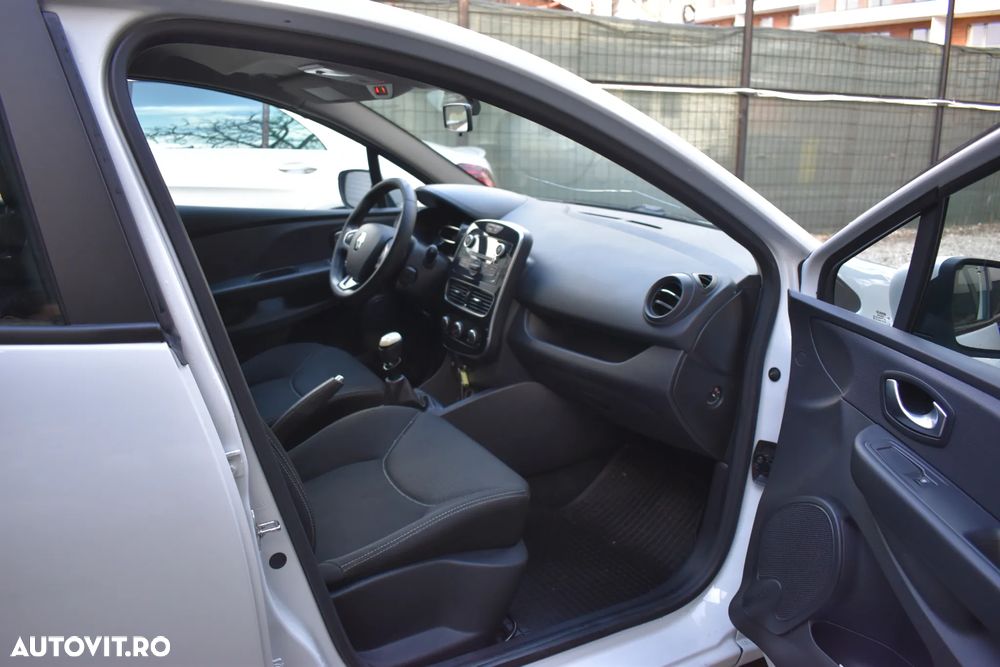 Renault Clio (Energy) TCe 90 Start & Stop INTENS - 9