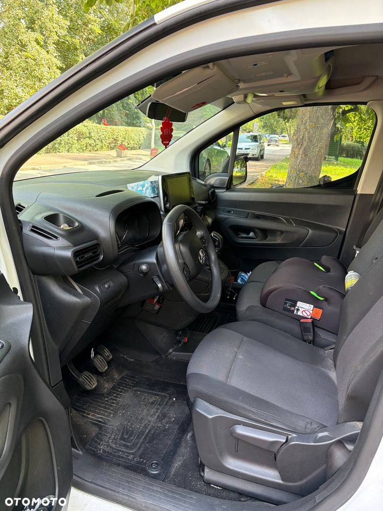Toyota Proace city - 9
