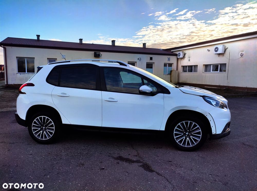 Peugeot 2008 1.5 BlueHDi Active S&S - 2