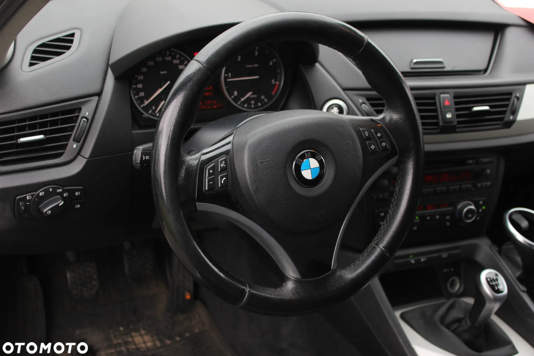 BMW X1 sDrive18d - 13