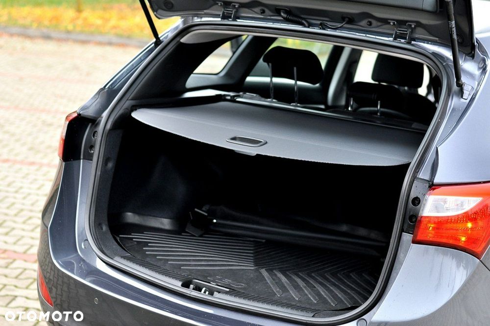 Hyundai i30 1.6 CRDi BlueDrive Premium - 17