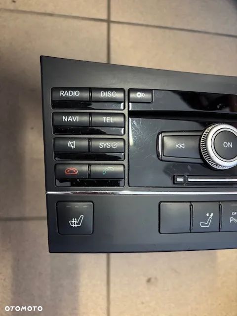 RADIO RADIOODTWARZACZ MERCEDES E KLASA W212 A2129063001 - 2