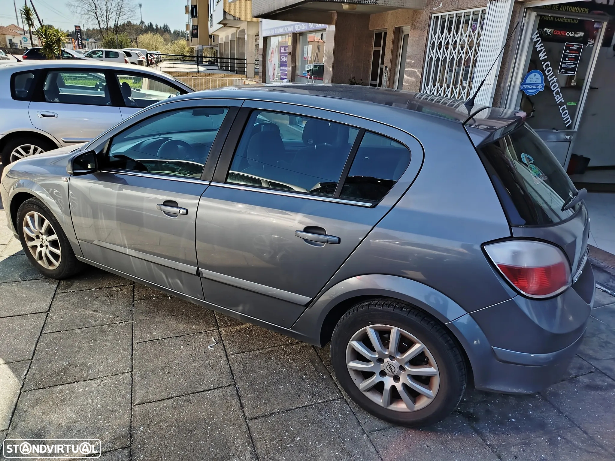 Opel Astra 1.3 CDTi Elegance - 4