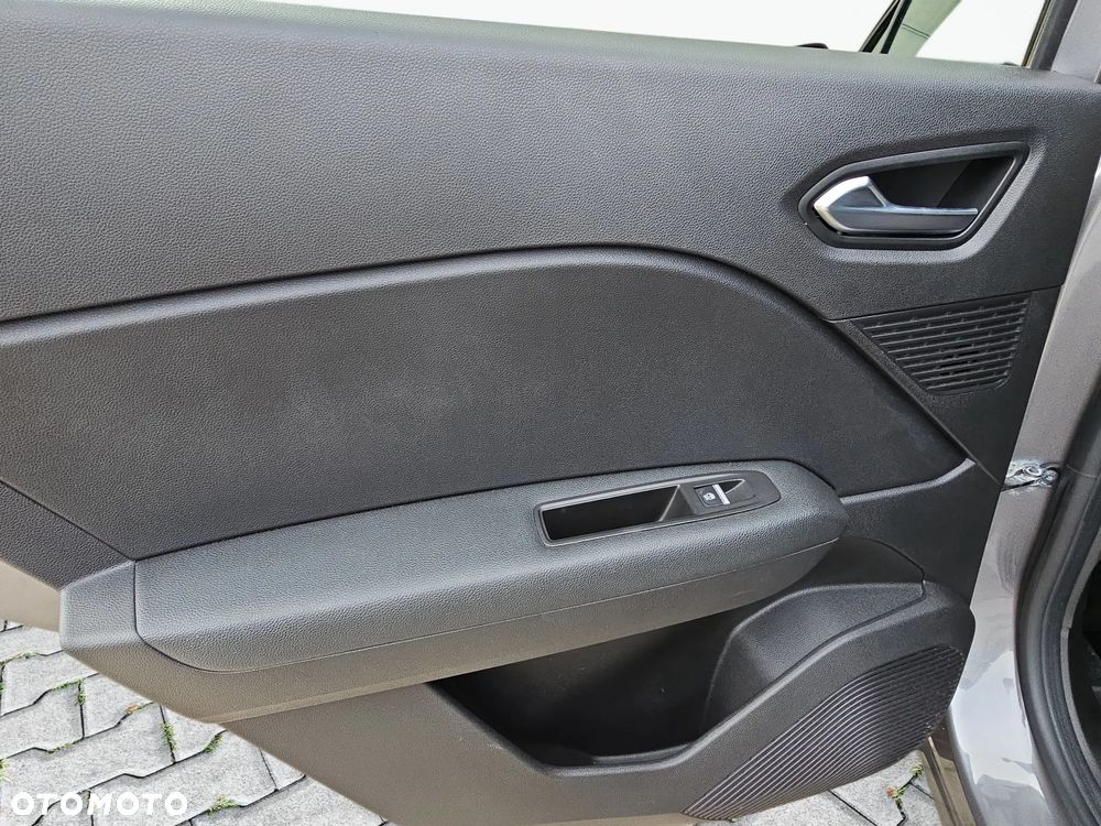 Renault Captur 1.3 TCe mHEV Techno EDC - 20