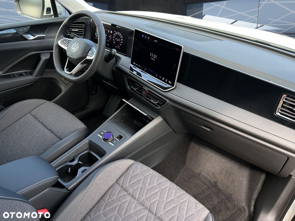 Volkswagen Tiguan - 14