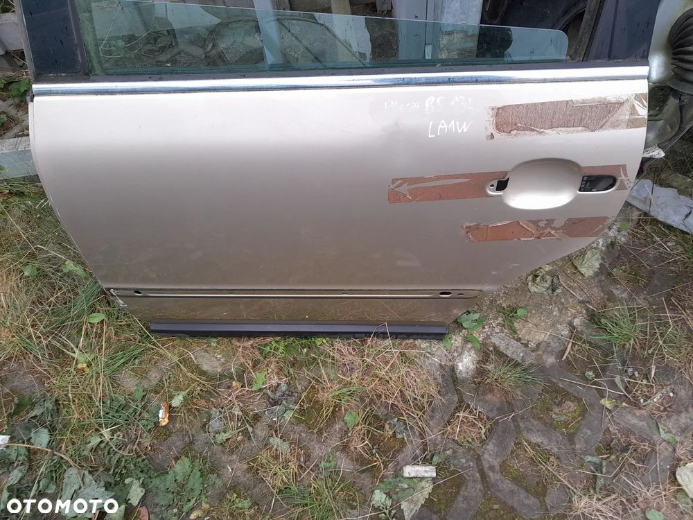 VW PASSAT B5 DRZWI LEWE TYLNE LEWY TYŁ KOLOR: LA1W