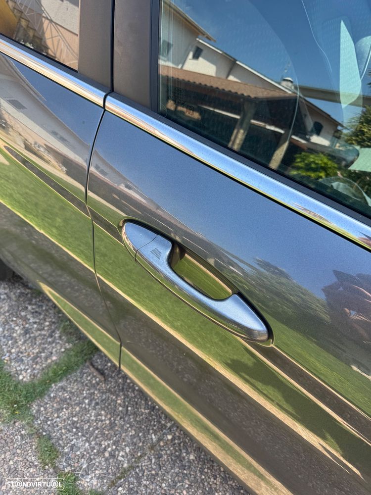 Ford Fiesta 1.0 EcoBoost Titanium - 11