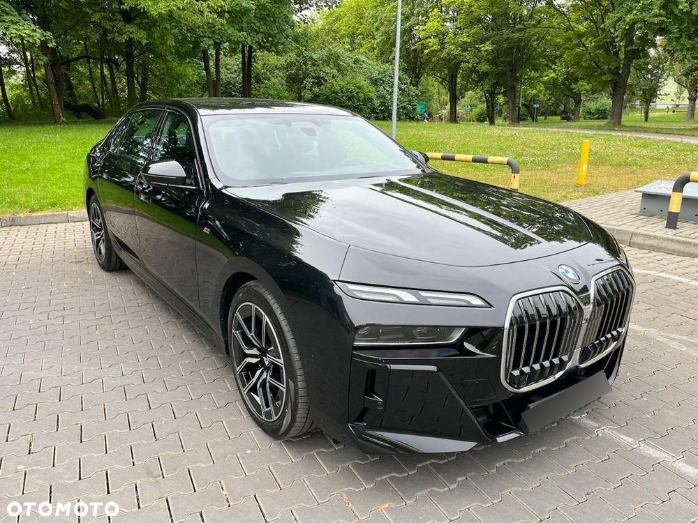 BMW Seria 7 740d xDrive sport - 10