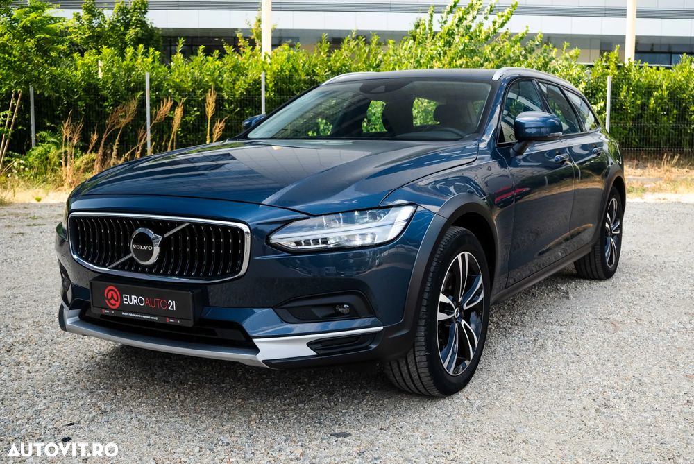 Volvo V90 V90CC B5 MHEV AT AWD Core