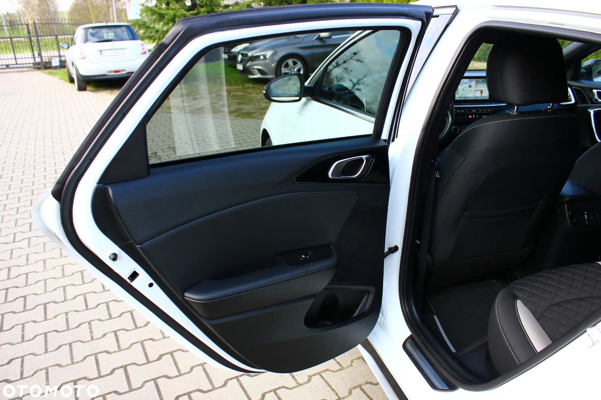 Kia ProCeed 1.4 T-GDI GT Line - 35