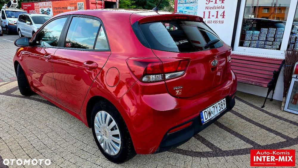 Kia Rio - 5