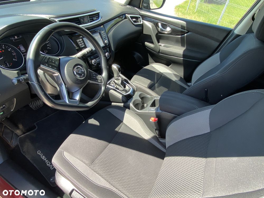 Nissan Qashqai 1.2 DIG-T Xtronic TEKNA+ - 18