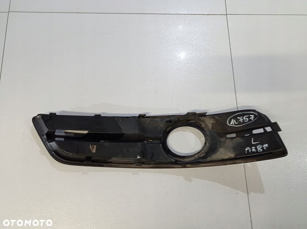 AUDI A3 8P LIFT KRATKA ZDERZAKA LEWA 8P0807681 - 4