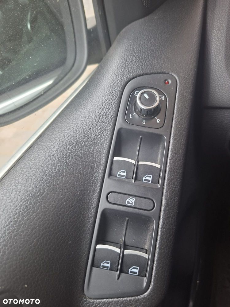 Volkswagen Tiguan 2.0 TDI 4Mot R-Style DSG - 17