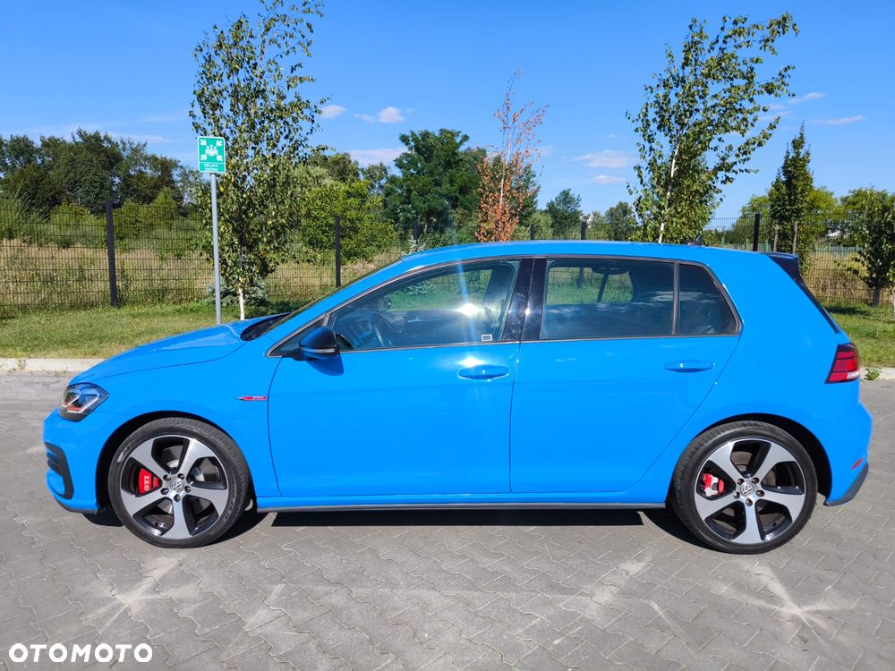 Volkswagen Golf GTI (BlueMotion Technology) DSG Performance - 4