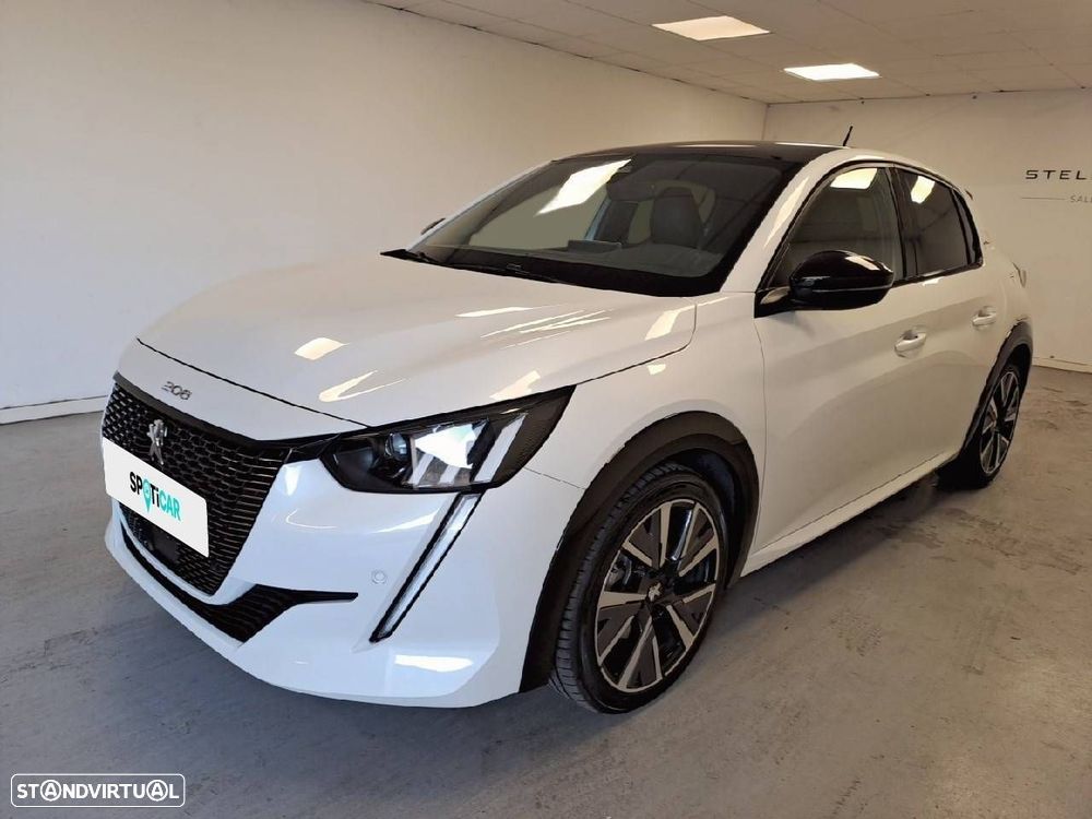 Peugeot 208 1.2 PureTech GT EAT8 - 1