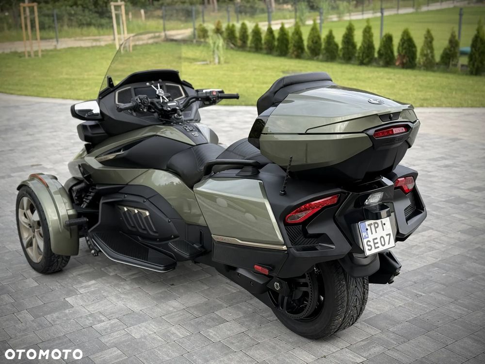 Can-Am Spyder - 7