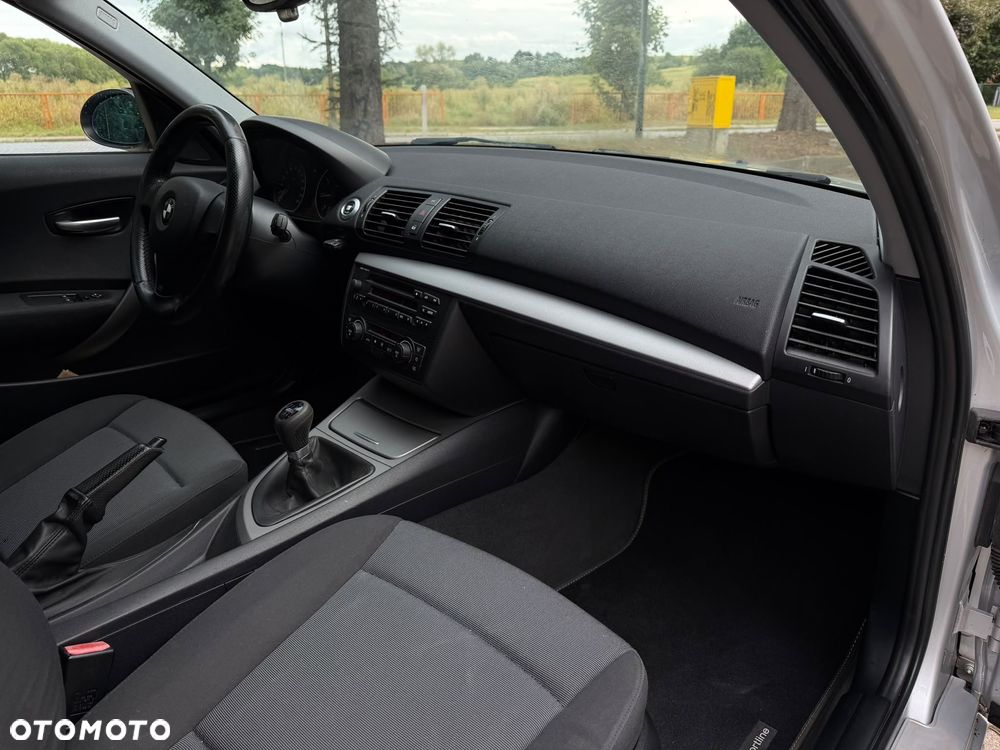 BMW Seria 1 118i - 7