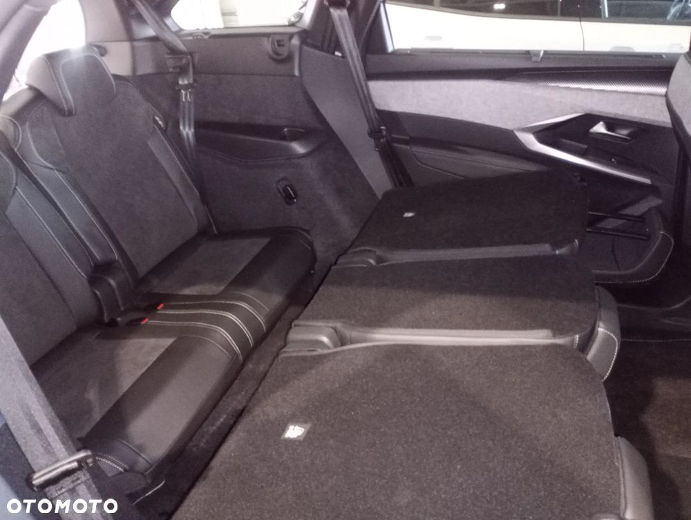 Peugeot 5008 1.2 PureTech mHEV GT S&S e-DCS6 - 16