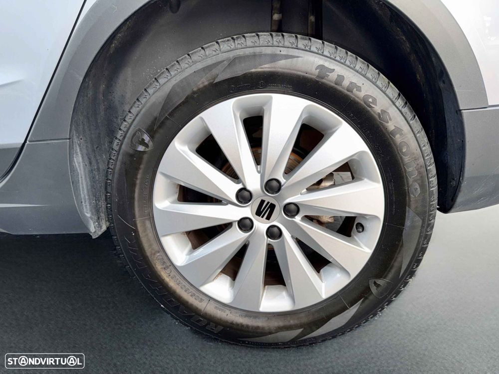 SEAT Arona 1.0 TSI Style DSG — fotografia 14