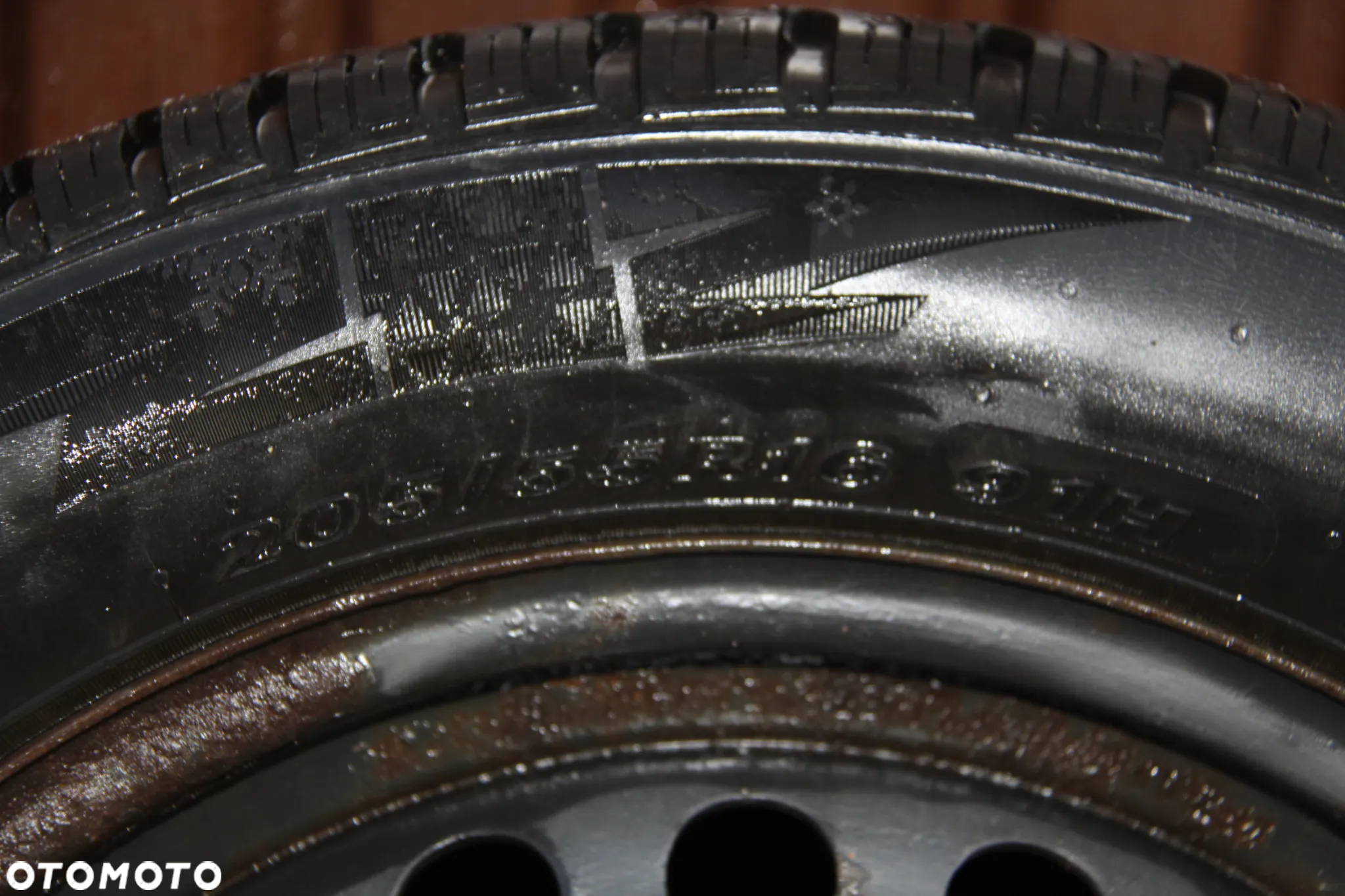Koła Zimowe Ford Mondeo MK III 5x108 ET 50 205/55 R16 + Nakrętki - 5