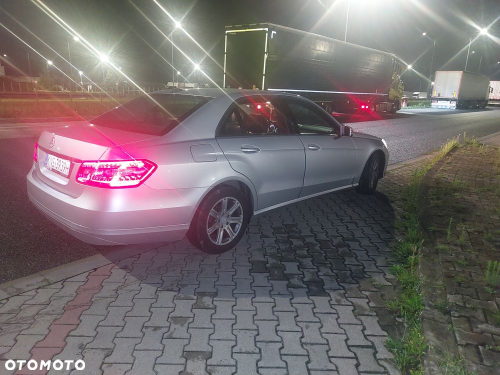 Mercedes-Benz Klasa E 200 BlueTEC 7G-TRONIC Classic - 9