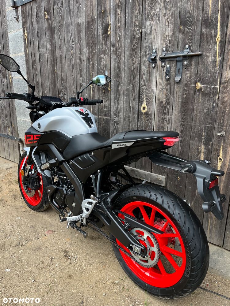Yamaha MT - 4