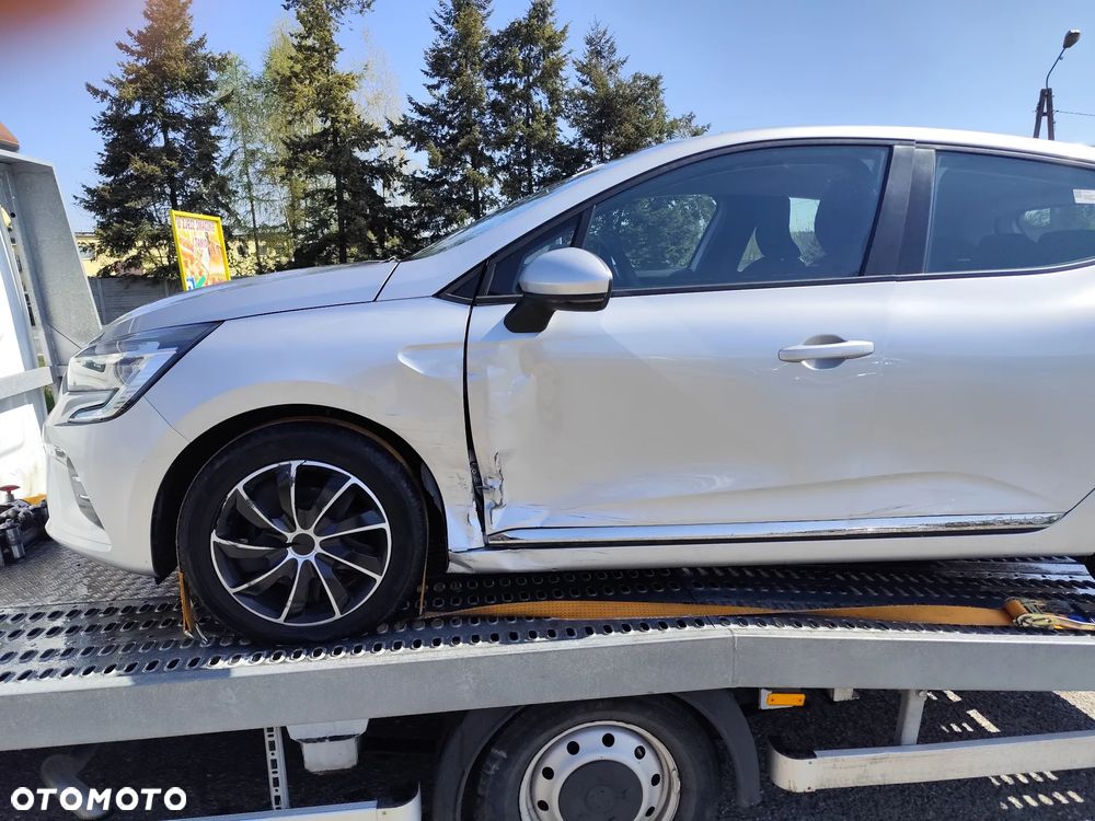 Renault Clio TCe 90 EVOLUTION - 16