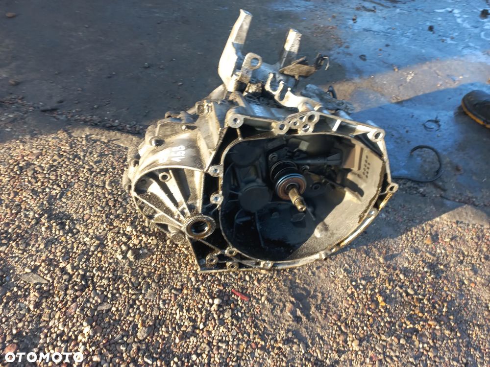 Citroen C5 III kombi 1.6 THP 10r KTVD skrzynia biegów manualna - 3