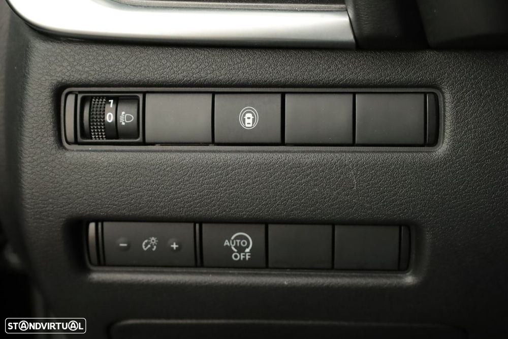 Nissan X-Trail 1.5 VC T N-Connecta 7L - 19