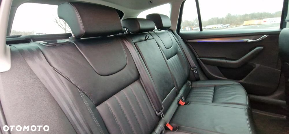 Skoda Octavia 1.6 TDI Soleil - 29