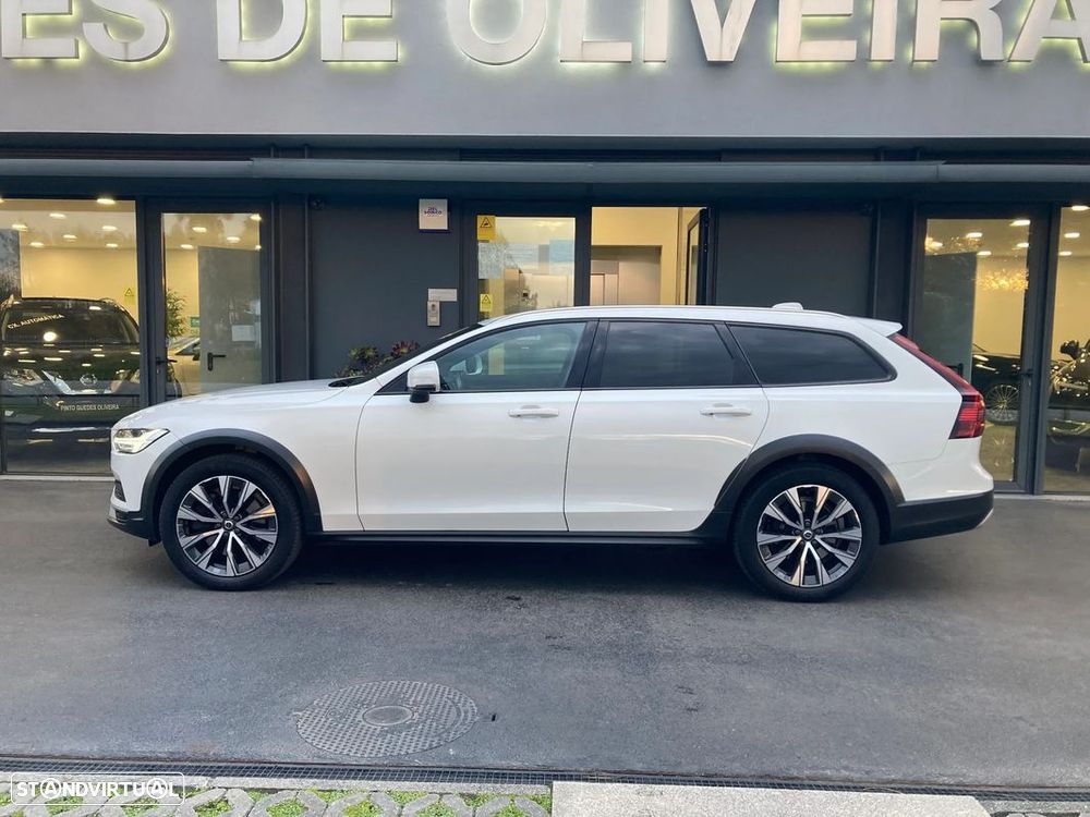 Volvo V90 Cross Country 2.0 D5 Pro AWD Geartronic - 5