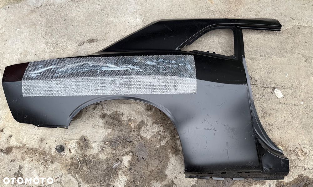 POSZYCIE BŁOTNIKA BŁOTNIK TYŁ PRAWY DODGE CHALLENGER 68440576AB - 1