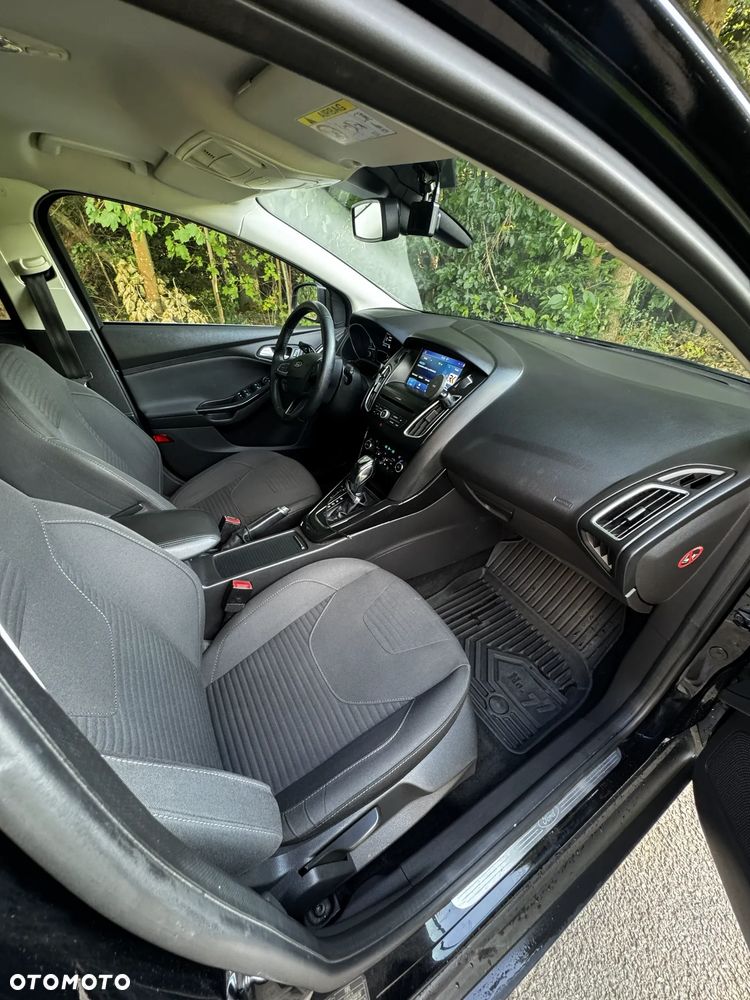 Ford Focus - 6