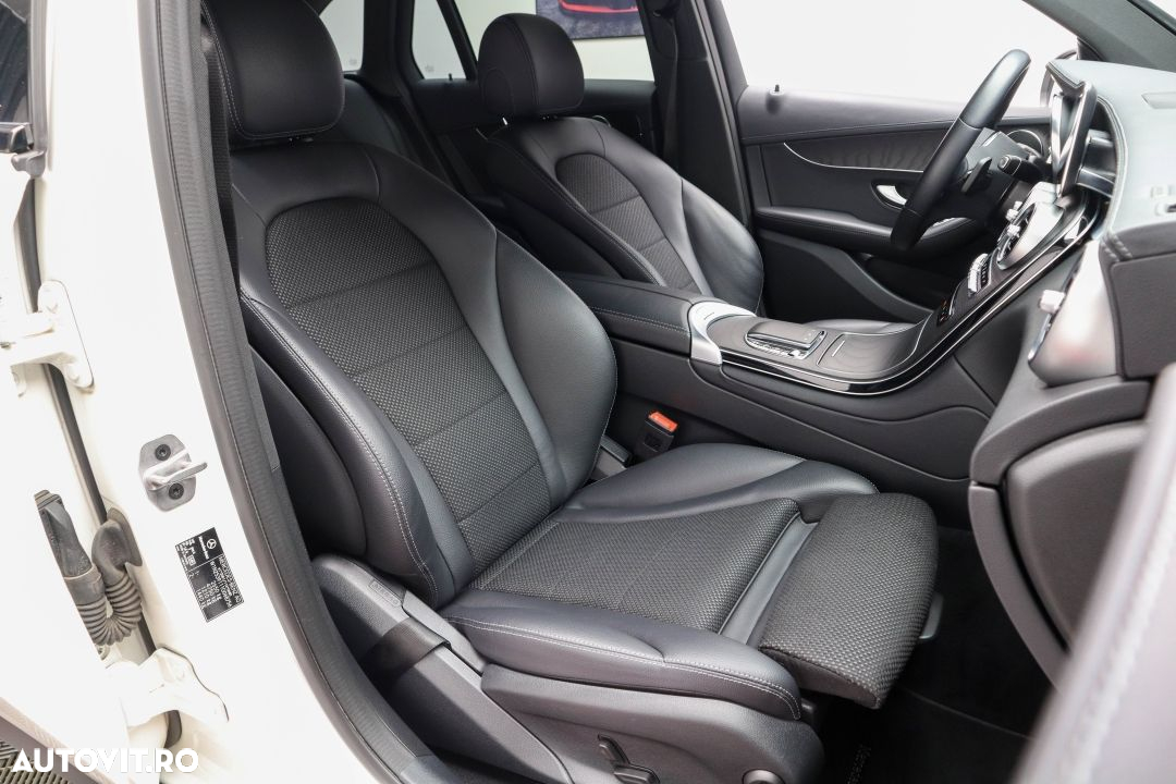 Mercedes-Benz GLC 300 de 4Matic 9G-TRONIC - 26