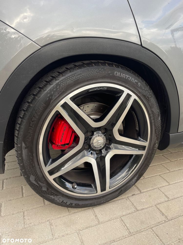 Mercedes-Benz GLA - 20