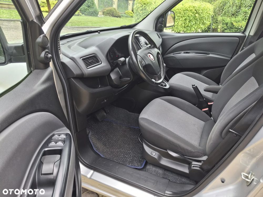 Fiat Doblo 1.6 16V Multijet Start&Stopp Dualogic Emotion Family - 10