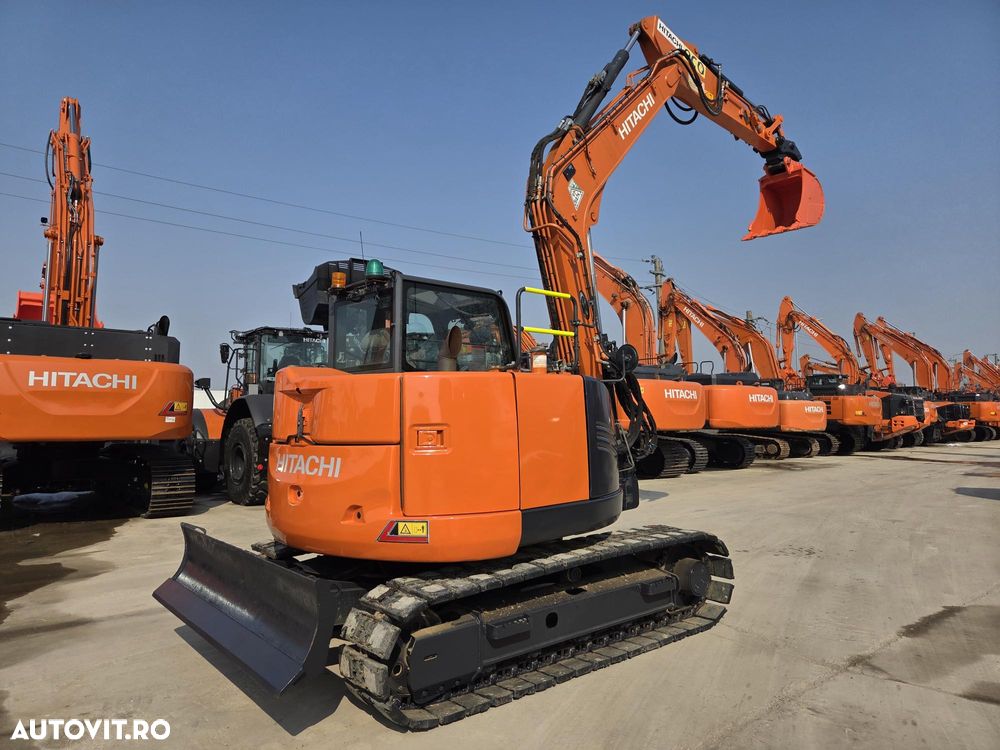 Hitachi ZX85, 2021, 4.054h, LAMA nivilare, CUPLA RAPIDA HIDRAULICA+2 CUPE EXCAVARE NOI+CUPA TALUZ NEINCILNABILA noua, senile pad cauciuc 80% ok, inst picon, Aer cond, camera spate, ridica 4t, revizia facuta, posibilitate leasing 4 ani-PROMOTIE 56.900 EUR+Tva - 7