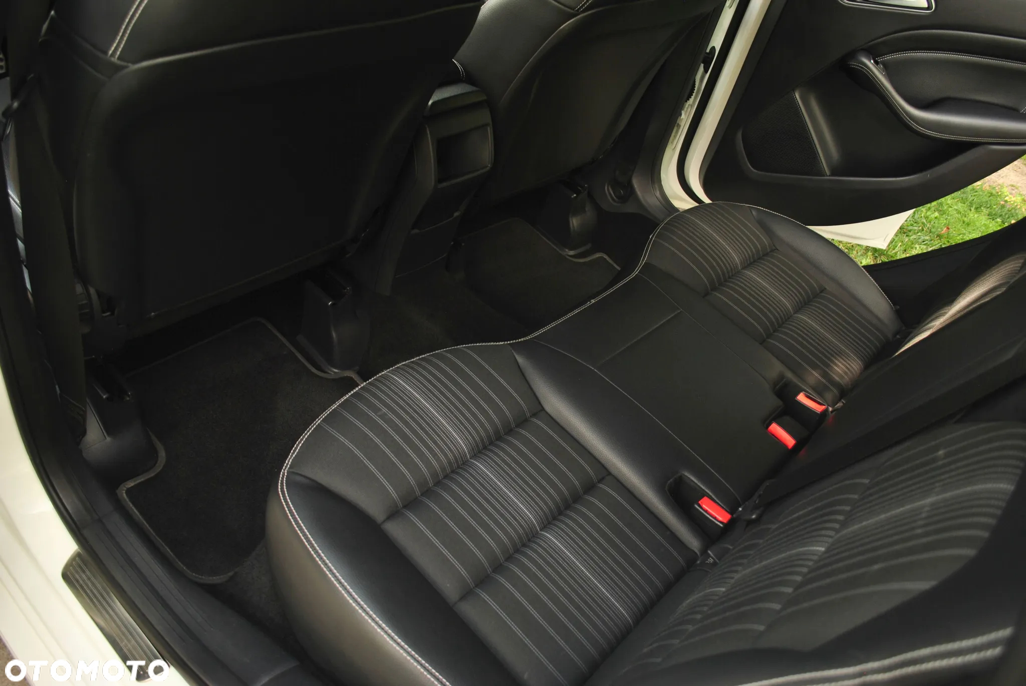 Mercedes-Benz Klasa B 180 (BlueEFFICIENCY) - 7