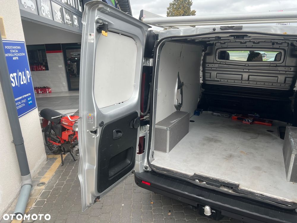 Opel Vivaro - 20