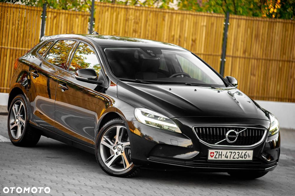 Volvo V40 D4 Drive-E Momentum - 3