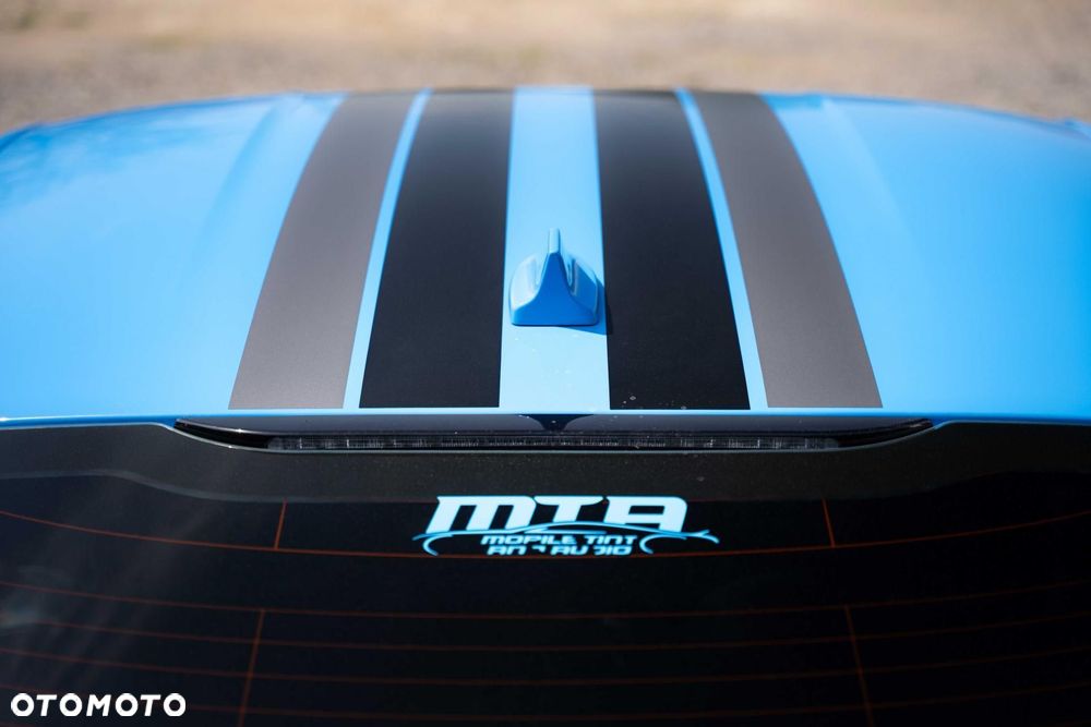 Ford Mustang - 16