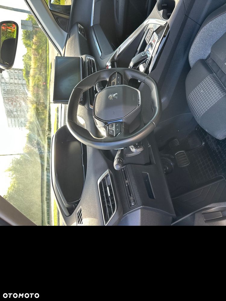 Peugeot 3008 1.2 PureTech Allure Pack S&S EAT8 - 12