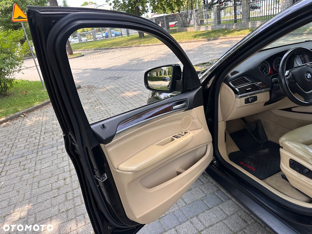 BMW X6 - 16