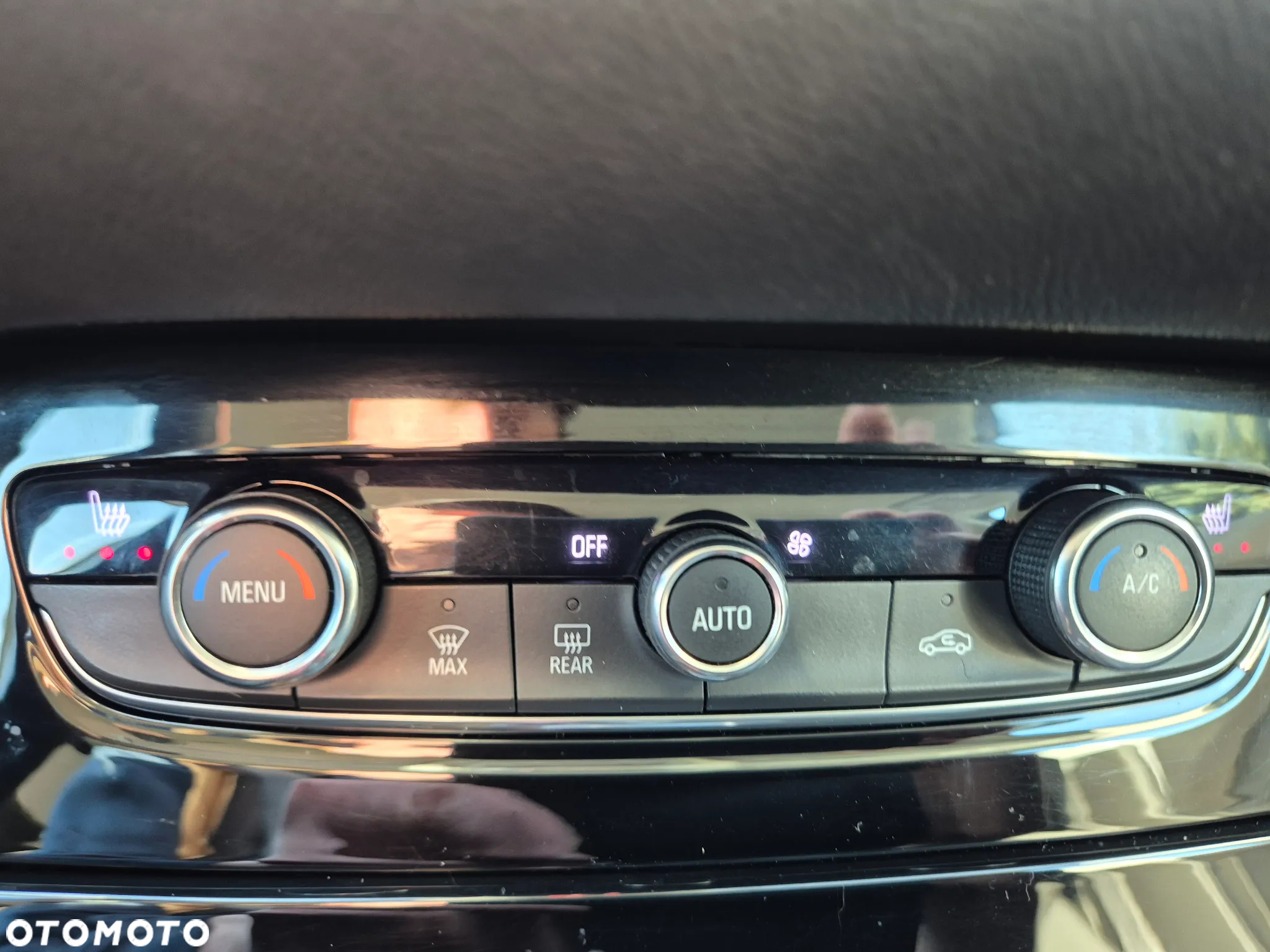 Opel Grandland X 1.6 Start/Stop Automatik INNOVATION - 24