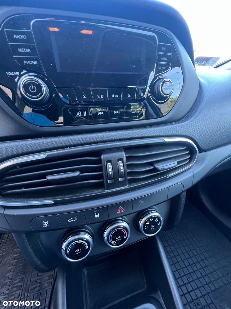 Fiat Tipo 1.4 Classic - 12