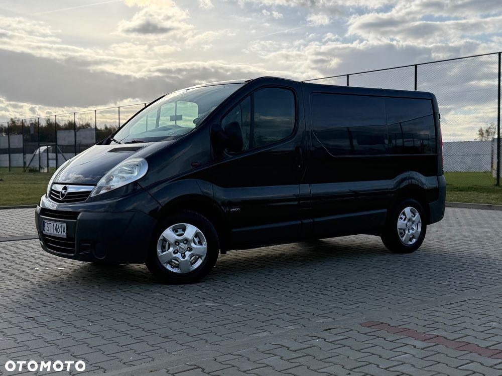 Opel VIVARO - 28
